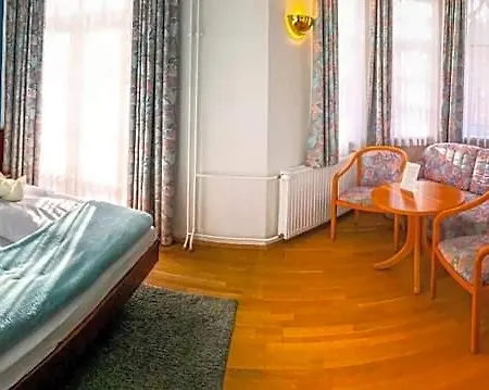 Wilisch Szálloda 3*